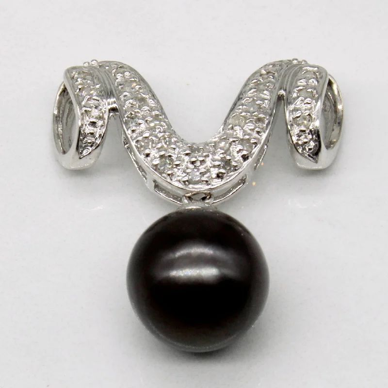 classic wedding set with diamonds Black Pearl & Diamond Pendant | 0.18ctw |