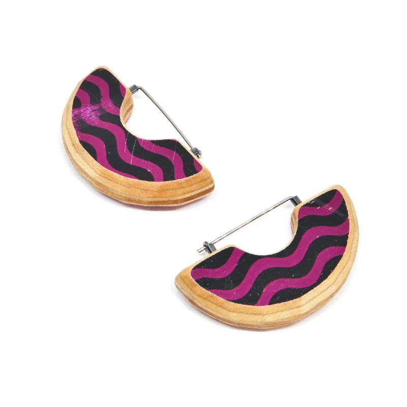 silver wave ring dainty Diam Catch Hoop Earrings, Pink & Black
