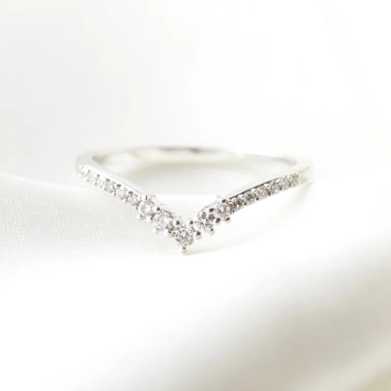 handmade ceramic bead bracelet Diamond Crown Hugging Ring