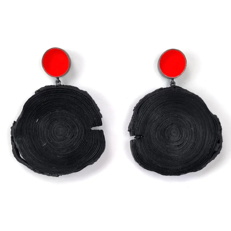 handcrafted gemstone pendant Susanne Elstner - Charcoal Circle Earrings