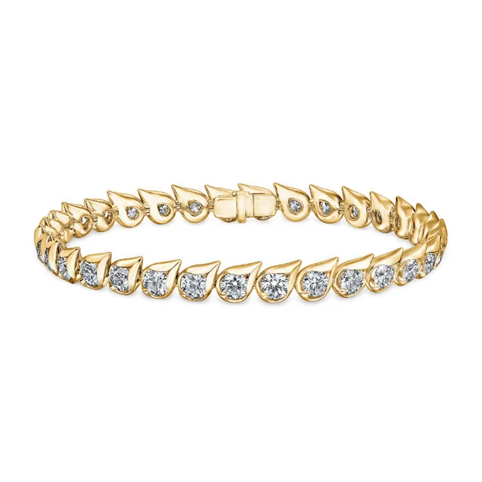 dainty birthstone ring for women Hearts On Fire Lu 6.40CTW Droplet Bracelet in 18K Yellow Gold dainty birthstone ring for women Hearts On Fire Lu 6.40CTW Droplet Bracelet in 18K Yellow Gold