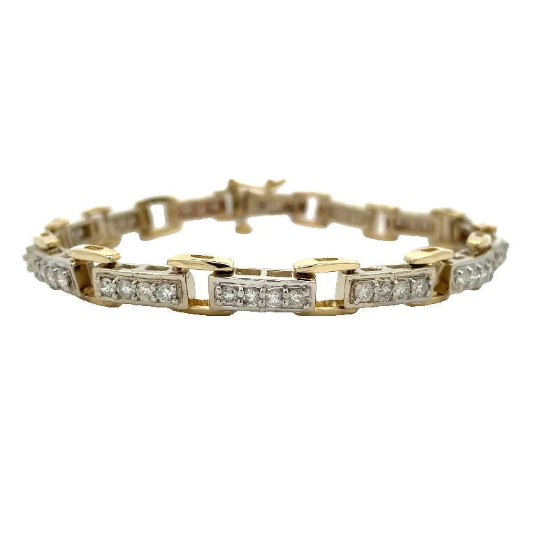 gold and diamond nose stud Bracelet/Diamond