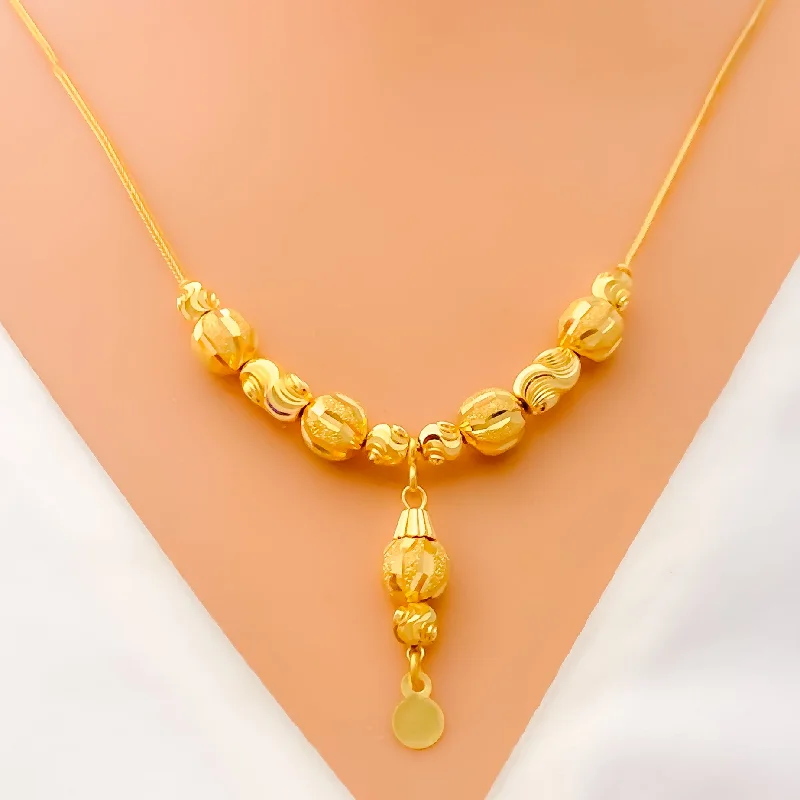 vintage-style garnet ring Beadwork Delightful 21k Gold Necklace