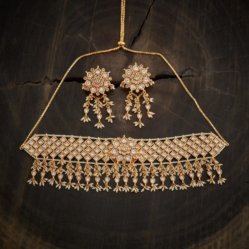 crystal-studded gold ring Kundan Necklace 168954