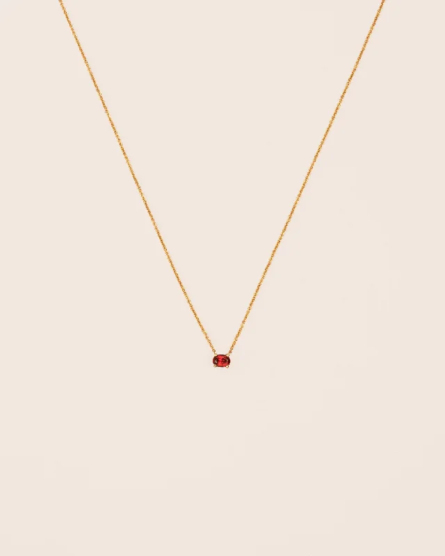 18K Gold Necklace w. Garnet